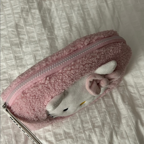 NWOT Hello kitty cosmetic case - Picture 5 of 9